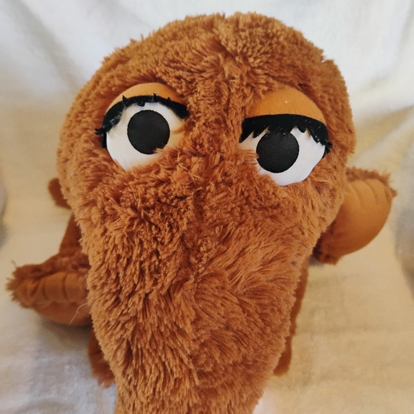 The Sesame Street Large 24” Snuffleupagus Jumbo Plush Stuffed Animal from Hasbro - Picture 3 of 7